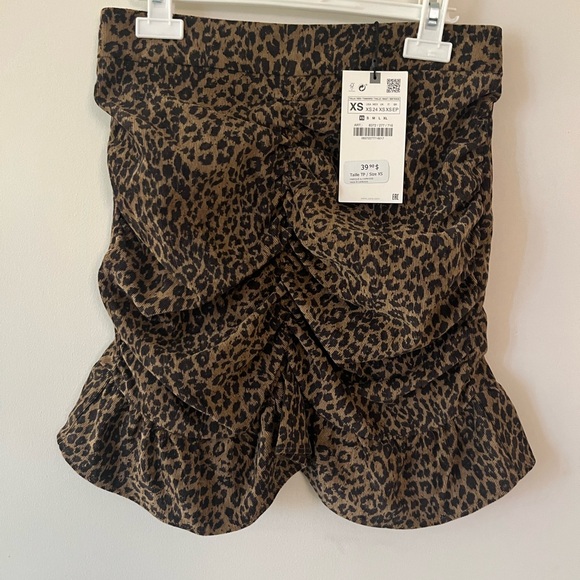 Animal-printed ruched corduroy skirt - Picture 3 of 5